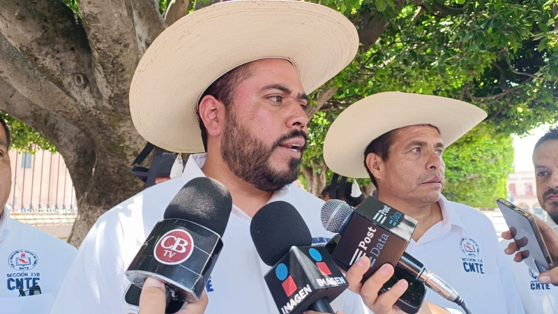 Entre inseguridad y escuelas de palitos trabajan maestros michoacanos 