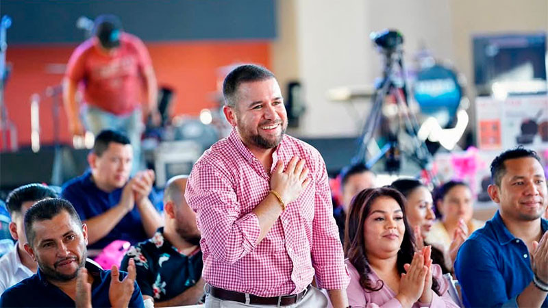 Docentes michoacanos, pilares en la formación de nuestra sociedad: Reyes Galindo 