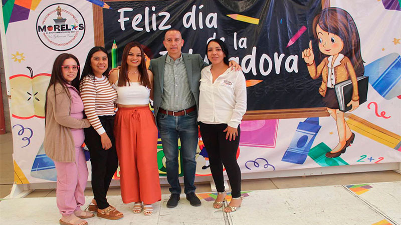 Reconoce Conejo Alejos con orgullo a las educadoras morelenses por su entrega y compromiso 