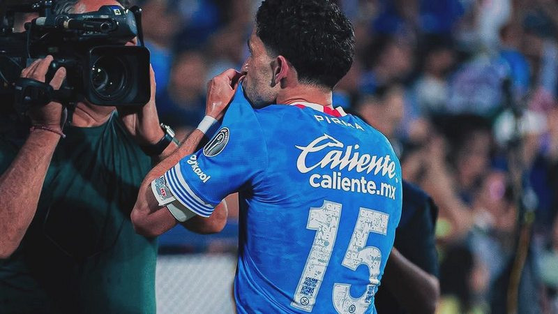 Cruz Azul derrota al América en la ida de las semifinales de la Liga MX 