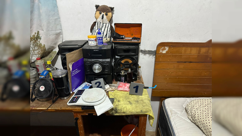 Detienen a dos personas y aseguran dos mil dosis de narcótico en Morelia, Michoacán