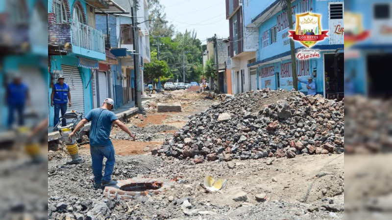 Avanzan obras en Los Reyes, y se cumplen con las demandas de la población: Humberto Jiménez