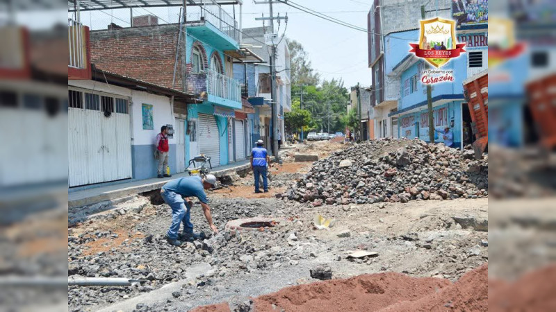 Avanzan obras en Los Reyes, y se cumplen con las demandas de la población: Humberto Jiménez
