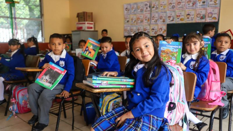 Continúan con normalidad las clases en escuelas de Michoacán: SEE 
