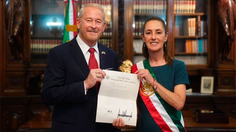 Sheinbaum recibe cartas credenciales de cinco embajadores, incluido EU