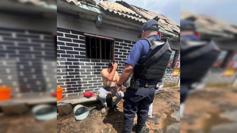 Deja un herido y pérdidas materiales incendio de vivienda en Erongarícuaro, Michoacán