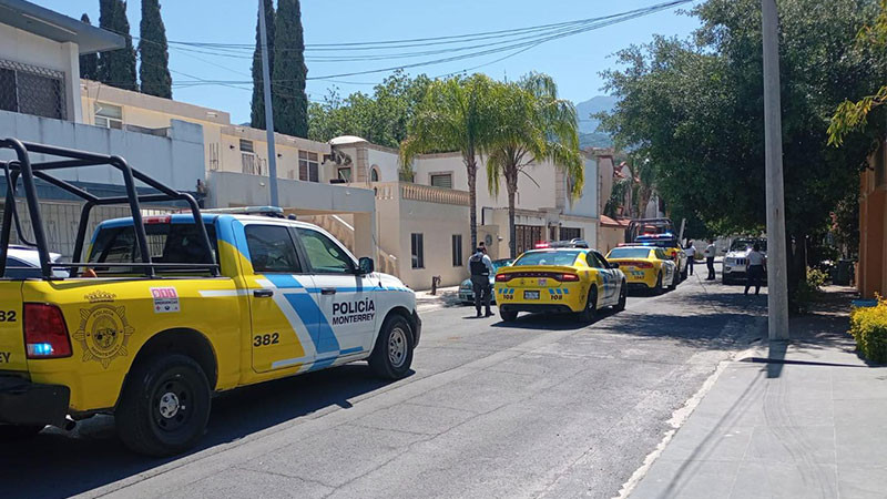 Médico ataca a trabajador sexual tras citarlo en su casa en Monterrey, Nuevo León 