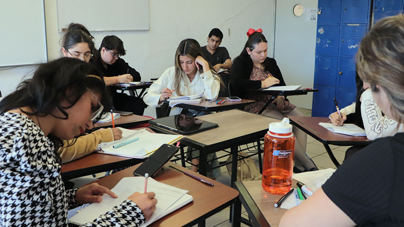 Extienden inscripciones para cursos de idiomas en la Universidad Tecnológica 