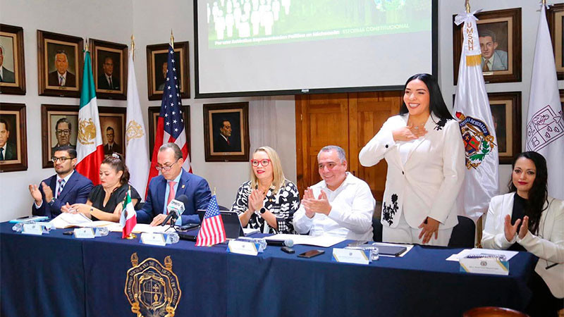 Adriana Campos Huirache participa en Foro Estatal "Plenos Derechos Políticos de Michoacanos en el Exterior" 