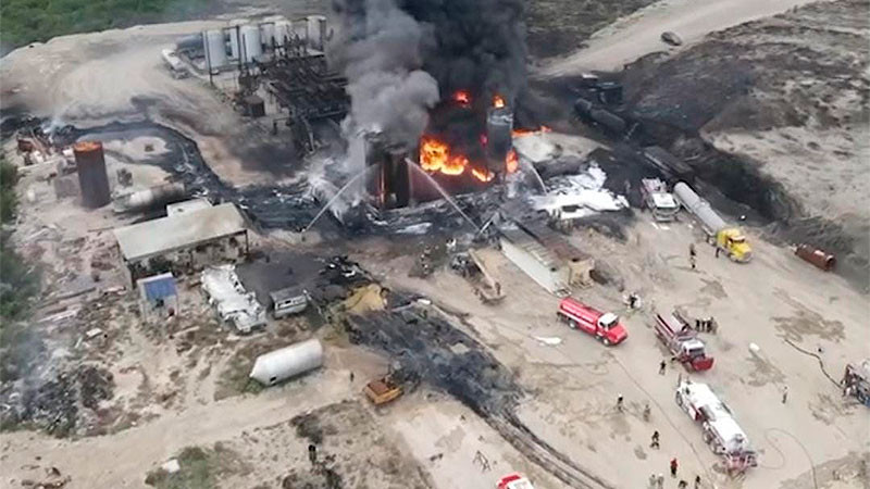 Se quema fábrica de diésel en Cadereyta, Nuevo León 