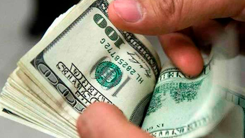 Celebra Sheinbaum que impuesto a remesas solo es del 3.5% 