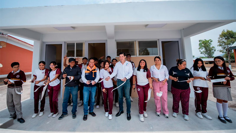 El Marqués, Querétaro: Entrega Rodrigo Monsalvo obra de infraestructura educativa en escuela de la localidad de Palo Alto  