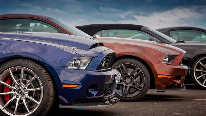 Precios de autos nuevos en EEUU alcanzan máximos históricos por aranceles de Trump 