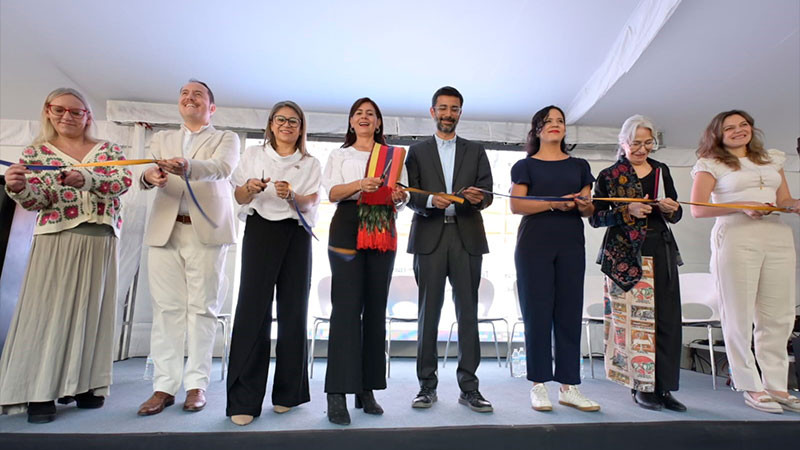 Inicia la Fiesta del Libro y la Rosa en Michoacán, con el lema “Fronteras imaginarias” 