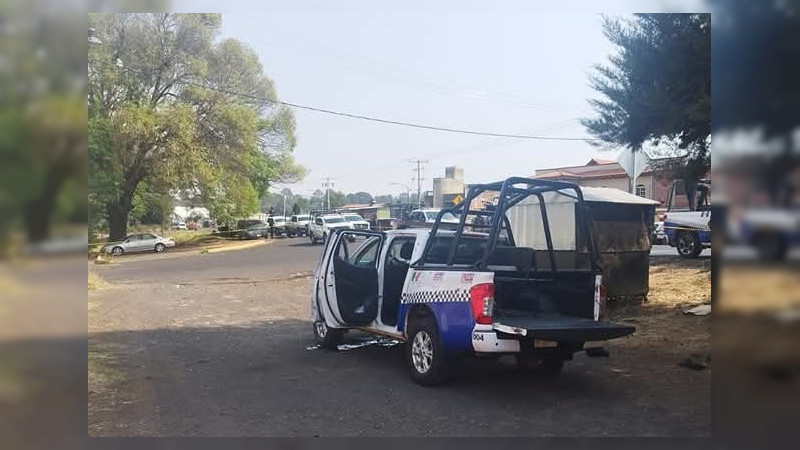 Identifican a los dos policías muertos en ataque armado en Tingüindín, Michoacán: Hay un agente herido 