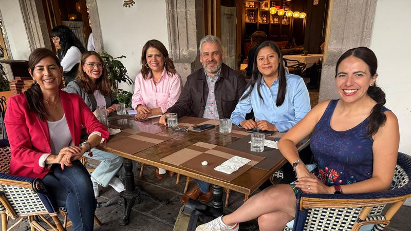 "En Morena, es tiempo de mujeres": Alexis Velázquez reconoce liderazgo y unidad en reunión convocada por el gobernador Alfredo Ramírez Bedolla 