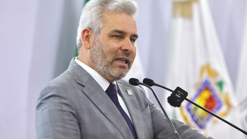 Diálogo permanente y abierto con sindicatos en Michoacán: Bedolla  