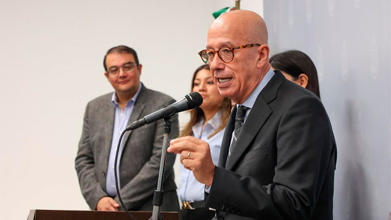 Querétaro, uno de los estados que más invierte en salud: Héctor Jaime Ramírez Barba 