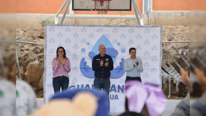 Adolfo Torres, toma protesta a la primera generación de ‘Guardianes del Agua’ 