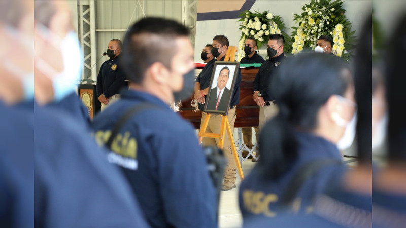 En ataques directos y con tácticas guerrilleras, delincuentes causan 30 bajas a policías y militares en Michoacán en 2025 