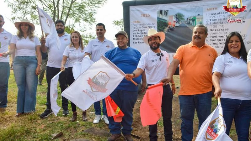 El desarrollo llega a la Colonia San Gabriel 1; Humberto Jiménez arranca más obras en Los Reyes 