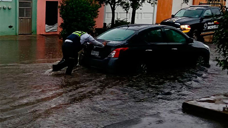 Despliega gobierno de Morelia operativo por fuerte lluvia 