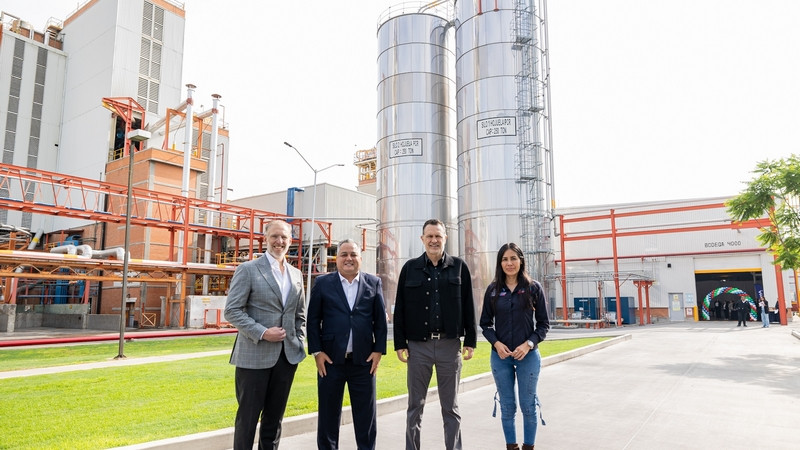 Celebra gobernador 50 aniversario de Indorama Ventures en Querétaro 
