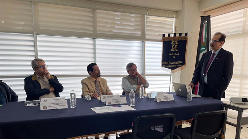 Licenciatura en Ciencias Físico Matemáticas de la UMSNH, busca refrendar su calidad educativa 