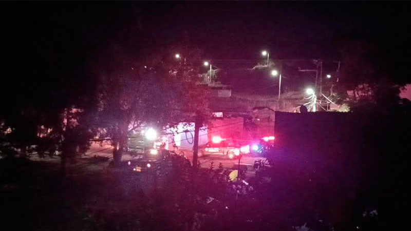 Ultiman a tiros a dos individuos en la colonia San Isidro Itzícuaro en Morelia, Michoacán  