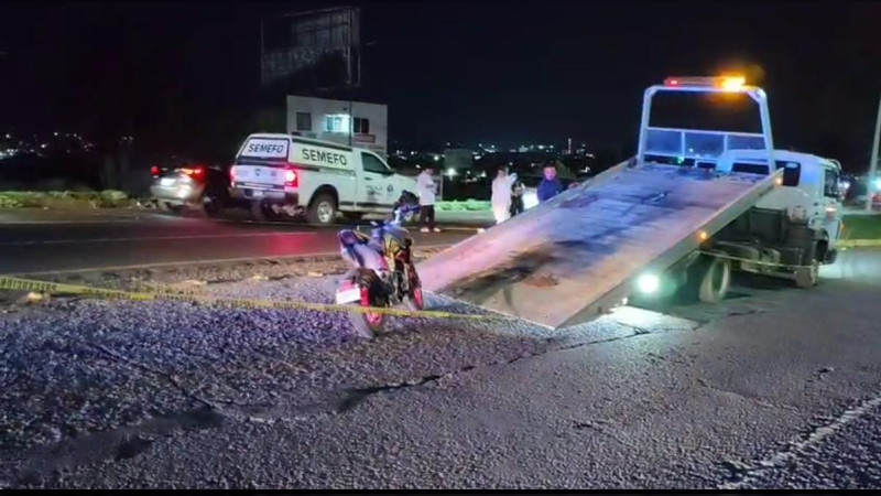 Motociclista pierde la vida en accidente vial en la salida a Salamanca, en Morelia, Michoacán 