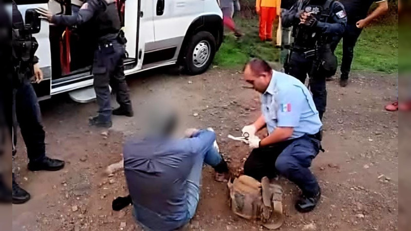 Hombre secuestrado es rescatado en operativo en Uruapan, Michoacán: Estaba herido de bala; hay dos detenidos 