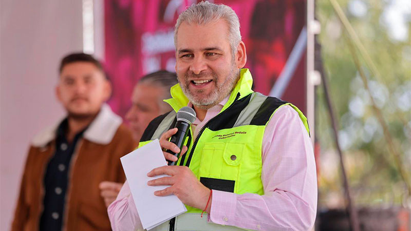Gobierno de Michoacán afina proyecto de la autopista Uruapan-Zamora 