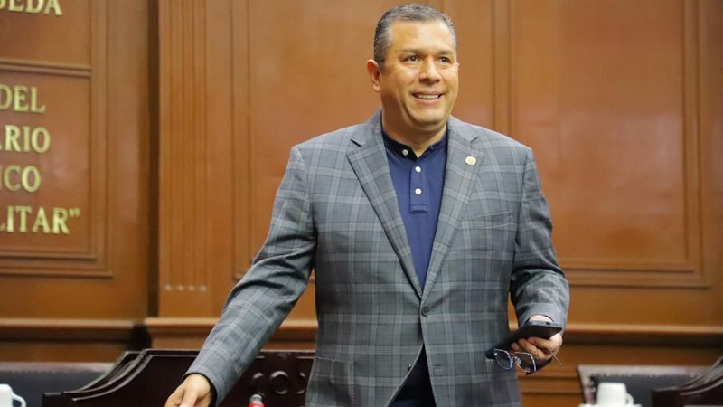 Barragán pone el dedo en la llaga, el Congreso de Michoacán gasta sin rendir cuentas 