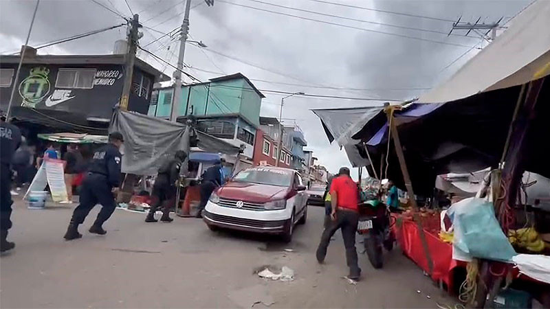 Pelea en la Central de Abasto de Oaxaca termina en balazos; no se reportan heridos 