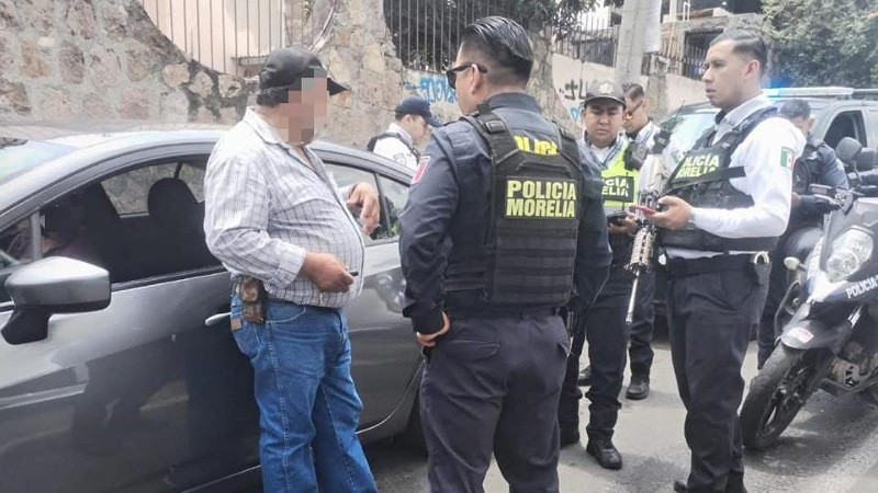 Policía Morelia recupera vehículo robado y detienen a sujeto que lo tripulaba 