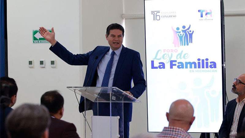 Familia, núcleo principal del desarrollo de la sociedad: Alfonso Martínez 