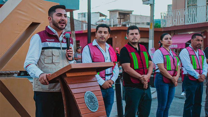 Inicia obra de pavimentación en la calle Hidalgo Poniente de Huandacareo, Michoacán 