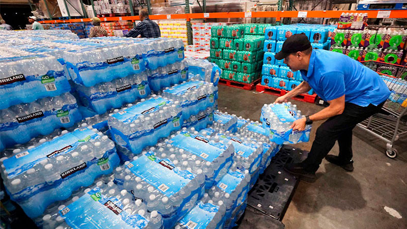 Hacen compras de pánico en Acapulco ante la tormenta tropical “Erick” 