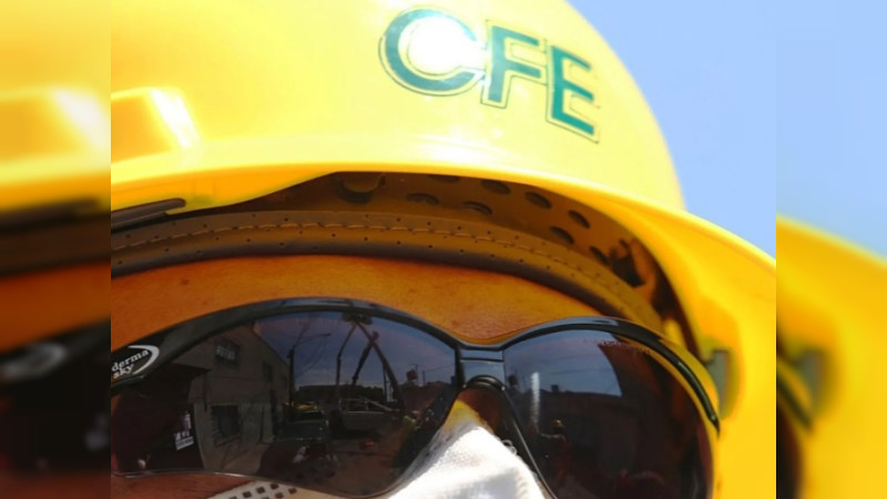 Crimen desplaza a la CFE y asume instalación y cobro de la luz en Apatzingán: FGR Michoacán investiga robo de electricidad 