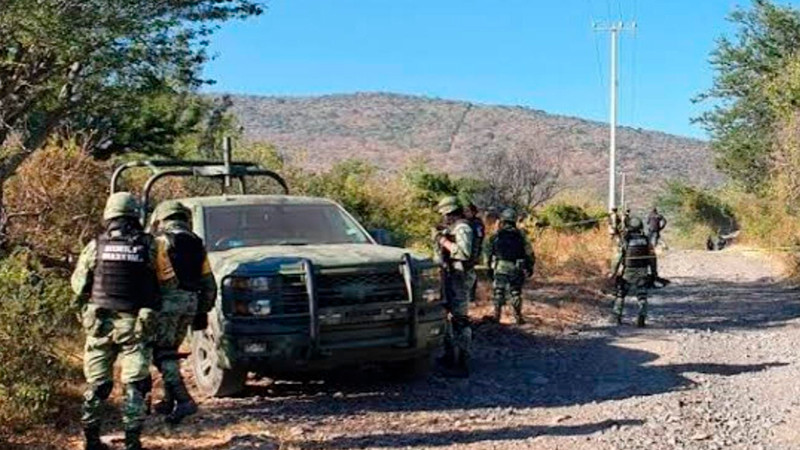 Enfrentamiento entre fuerzas del orden y delincuentes en Parácuaro, Michoacán, deja un facineroso abatido 