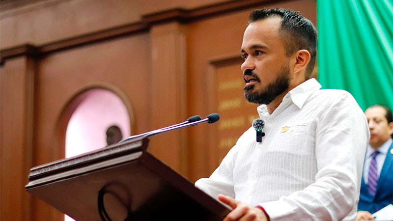 Congreso aprueba propuesta de Hugo Rangel para frenar corrupción en grúas y corralones 