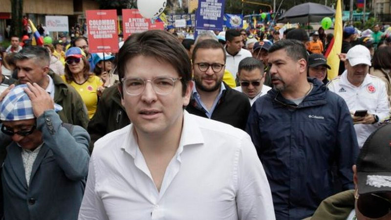 Colombia: Imputan a cuarto implicado en atentado contra senador Miguel Uribe 