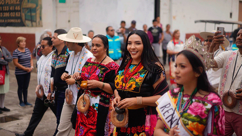Adriana Campos celebra el Corpus Christi en Chilchota; una muestra viva de fe, cultura, tradiciones y unidad 