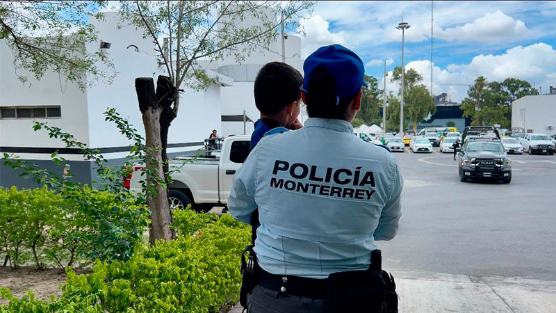 Roba mujer a un menor de 2 años y lo abandona en iglesia de Monterrey 