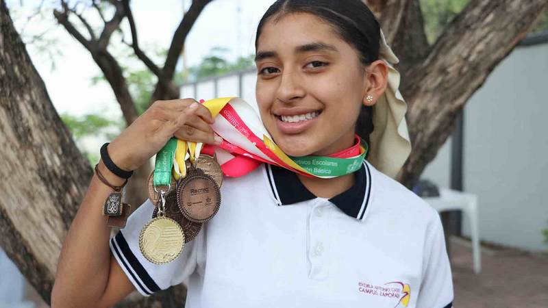 Alumna de la UAG gana 5 medallas en atletismo y pase a competencia nacional 