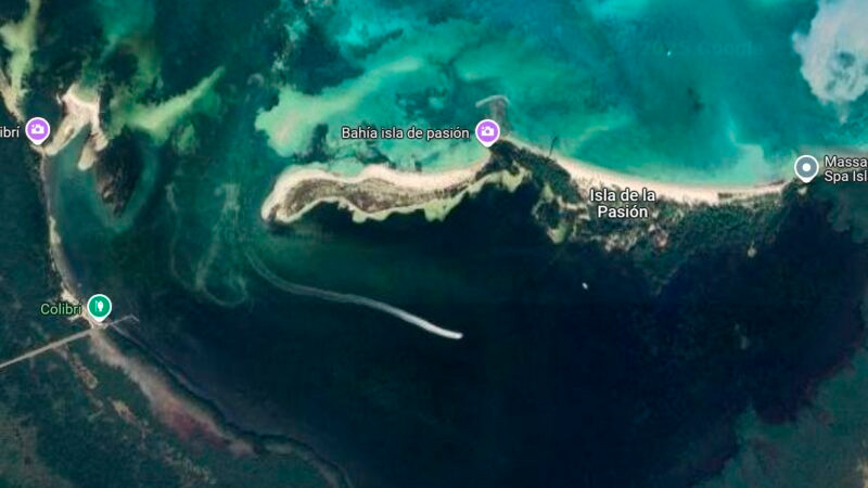 Se hunde una embarcación frente a Isla de la Pasión, en Cozumel 
