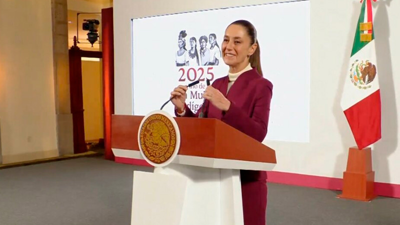 Celebran cumpleaños de la presidenta Sheinbaum en su "mañanera del pueblo" 