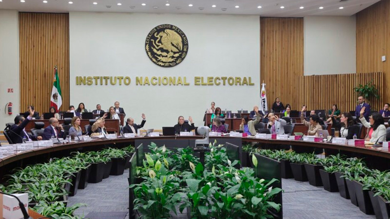 INE se mantendrá como ente independiente a pesar de reforma electoral, dice Sheinbaum 