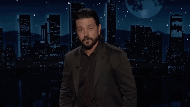 Claudia Sheinbaum reconoce a Diego Luna por discurso a favor de migrantes mexicanos en show estadounidense 
