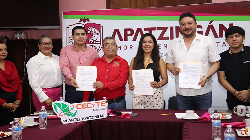 Ayuntamiento de Apatzingán y CECYTE se unen para impulsar la formación dual de estudiantes
